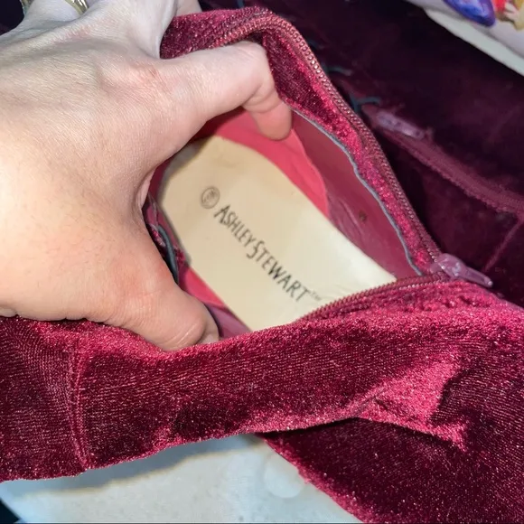 Ashley Stewart Burgundy Suede Elastic Lace Up High Boots Size 11M