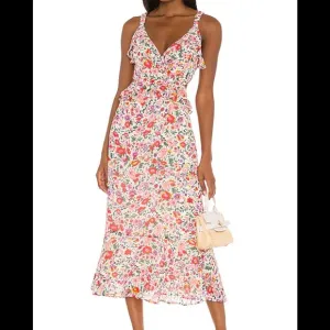 ASTR The Label Wildflower Floral Cutout Midi Dress XS – Sleeveless Open Back