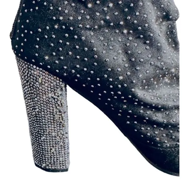 Atalina Black Suede Round Toe High Thick Heel Dress Bootie  - Size 11 ADK0108  *