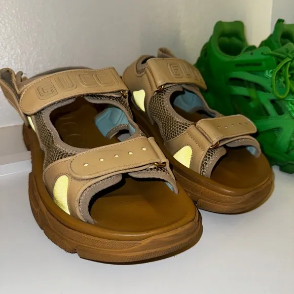 Authentic Gucci Aguru Leather/Mesh Sandals in Tan W Sz42-43
