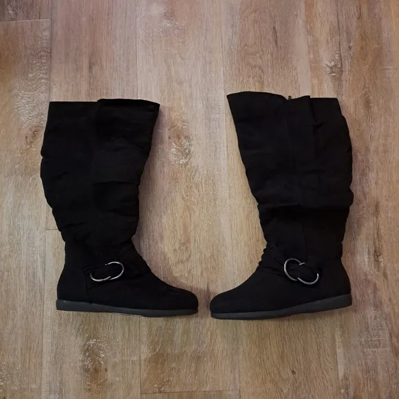 Avenue Sasha Tall Black Round Toe Faux-Suede Boots Women's Size 7