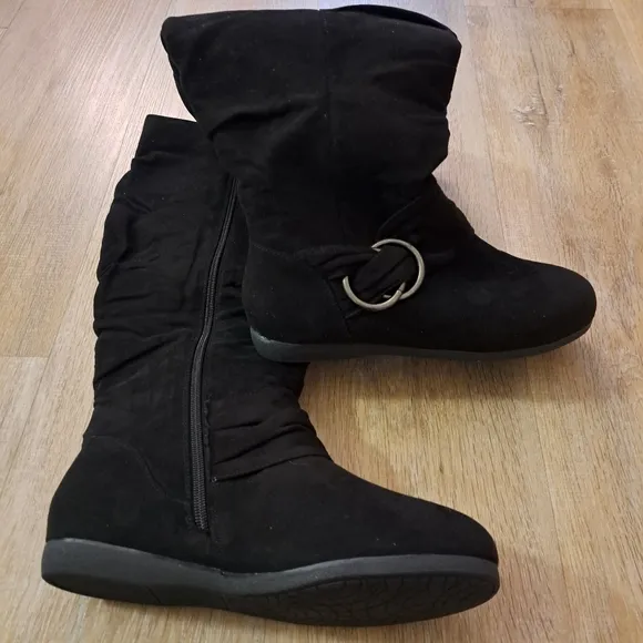 Avenue Sasha Tall Black Round Toe Faux-Suede Boots Women's Size 7