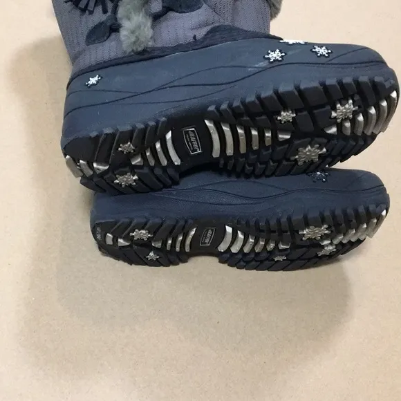 Baffin Cadee Youth Snowflake Design snow winter Boots side tarsels size 12