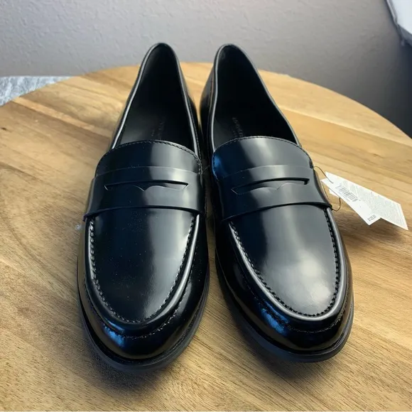 Banana Republic Leather Loafers Classic Black Loafers Size 9