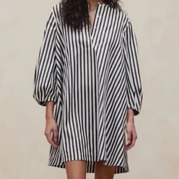 Banana Republic NWOT Poplin LanternSleeve Swing Mini Dress Black/White Stripe XS