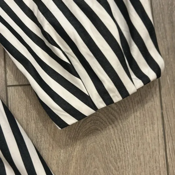 Banana Republic NWOT Poplin LanternSleeve Swing Mini Dress Black/White Stripe XS