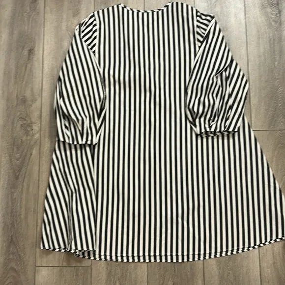 Banana Republic NWOT Poplin LanternSleeve Swing Mini Dress Black/White Stripe XS