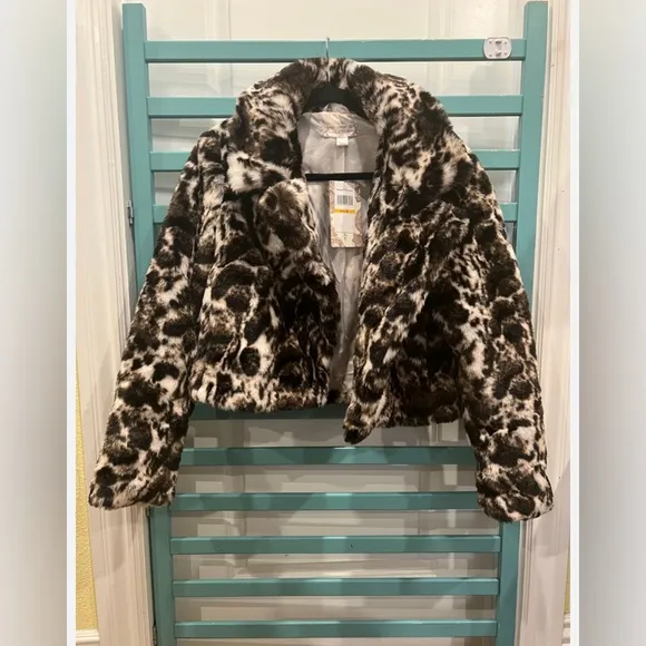 BAND OF THE FREE Wild Cat Faux Fur Jacket in Ivory Black Women's Size Medium