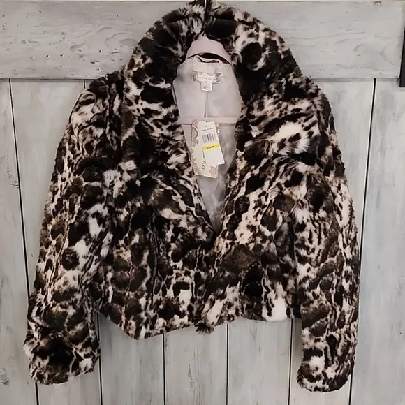 BAND OF THE FREE Wild Cat Faux Fur Jacket in Ivory Black Women's Size Medium