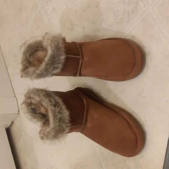 Bearpaw Boots Suede Faux Fur Wool Lining Size 3 Youth Warm Winter Fall Kids
