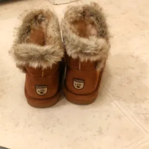 Bearpaw Boots Suede Faux Fur Wool Lining Size 3 Youth Warm Winter Fall Kids