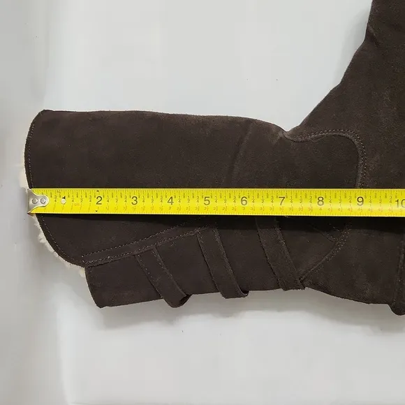Bearpaw Jenna Tall Chocolate Brown Suede Winter boots (womens size 7)
