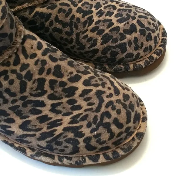 BEARPAW Leopard Print Ankle Boots with Fur Lining