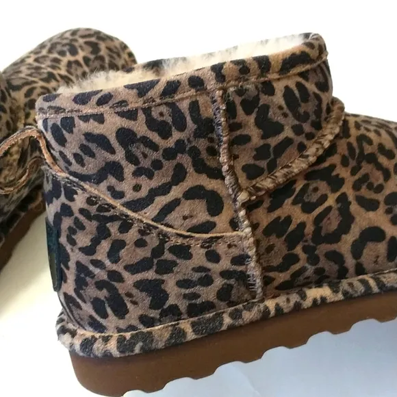 BEARPAW Leopard Print Ankle Boots with Fur Lining