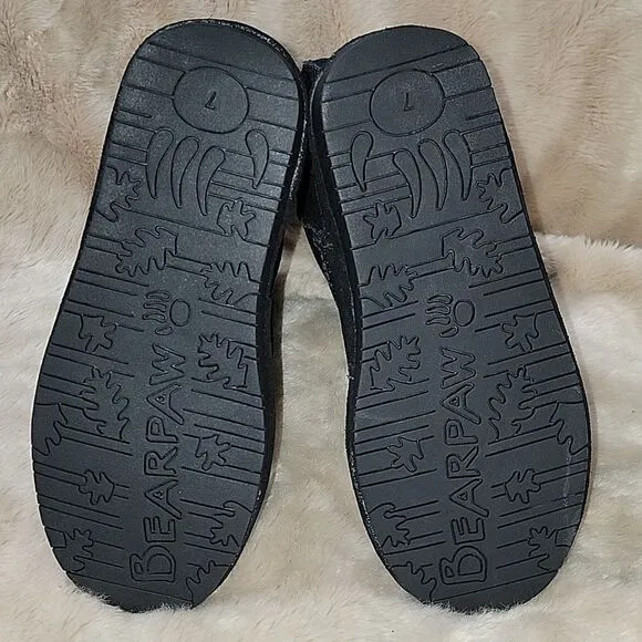 BEARPAW EMMA 610W/BLACK II FAUX FUR BOOTS, SIZE 7 - NEW IN BOX