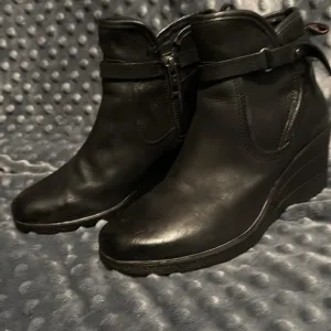 Beautiful Ugg Amalie Waterproof Wedge Boots