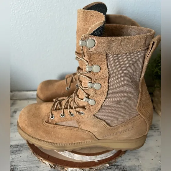 Belleville  Steel Toe Insulated Gore-Tex Combat Boots Men’s 6.5 NWOT