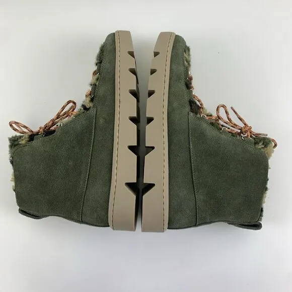 Bernardo Dana Green Suede Ankle Boots Lace Up Camo Faux Fur Lined Womens 6.5