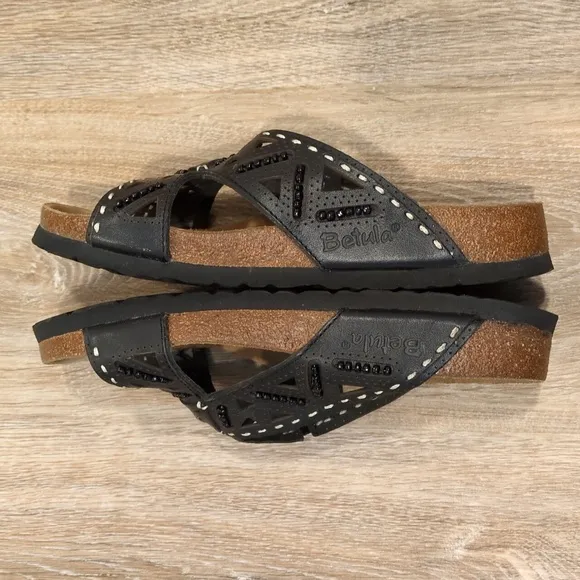 Betula By Birkenstock Black &amp; Brown Sandals with Cutout Design Women's