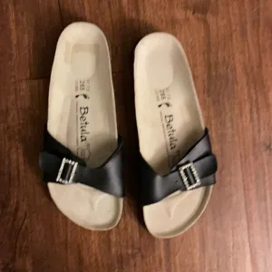 Betula Crystal Buckle Birkenstock Footbed Sandals in Black Size 41 US 7.5 New