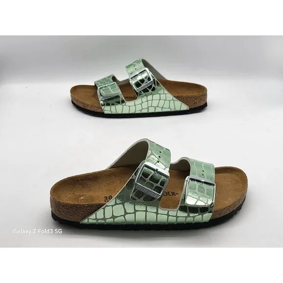 Birkenstock  Arizona Gator Gleam Two Strap Womens Ocean Breeze Sandals Size 7