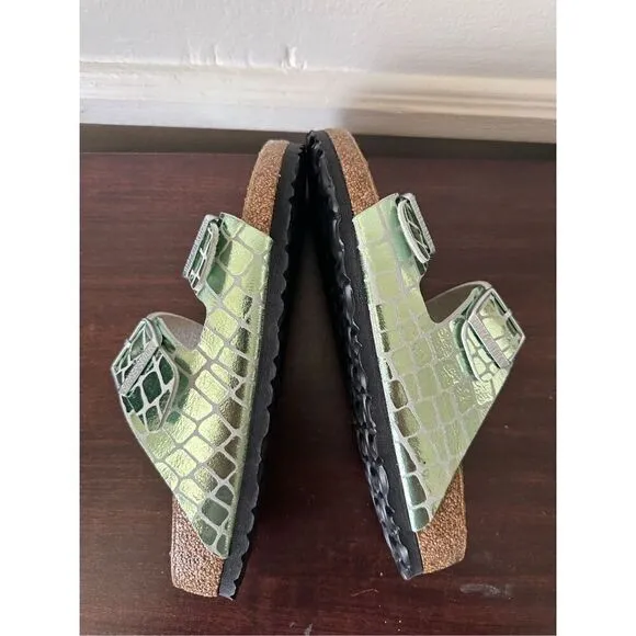 BIRKENSTOCK Arizona MF Gator Gleam Mineral sandals size EU40, US9