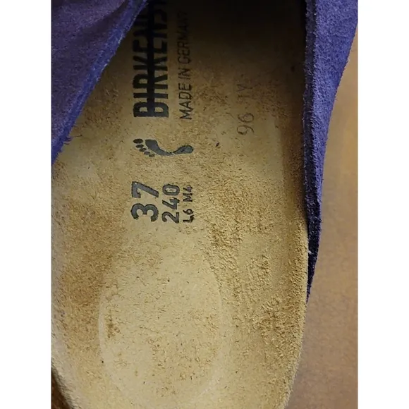 Birkenstock Kyoto Suede Leather Sandals in Wine Color Size/ 6