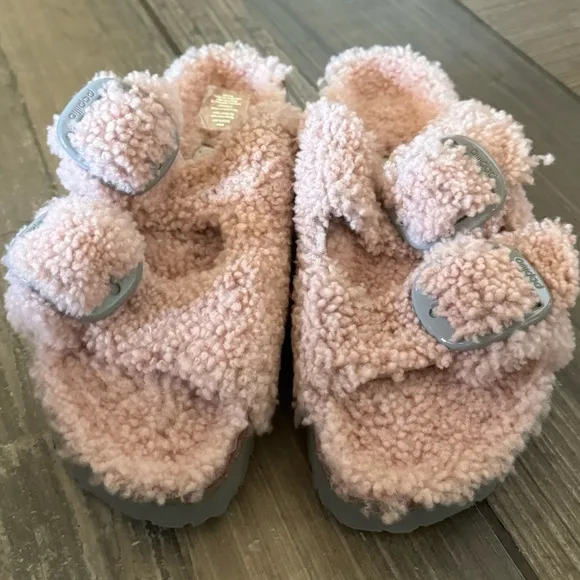 Birkenstock Papillio Arizona Big Buckle Shearling sandals size 6