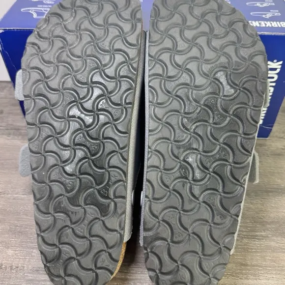 Birkenstock Rivet EU41/Women’s 10/mens8.5 EUC Gray Sandals