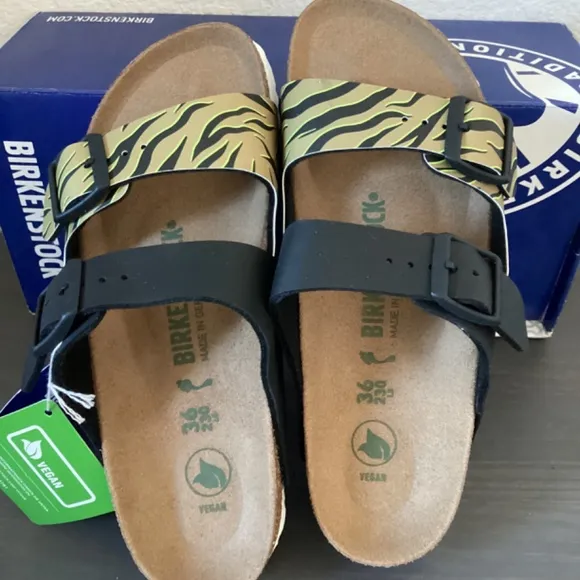 BIRKENSTOCK Women's Arizona Split Birko-Flor Sandals