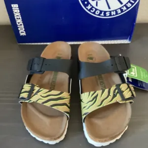BIRKENSTOCK Women's Arizona Split Birko-Flor Sandals