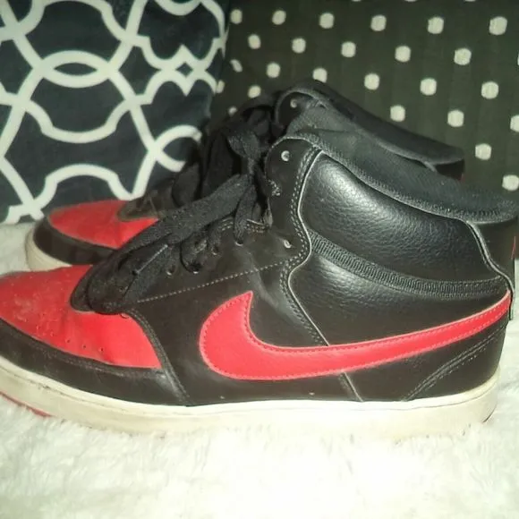 BLACK-RED NIKE SNEAKERS COURT VISION MID CASUAL SHOES DM868-001~MENS SIZE 11.5