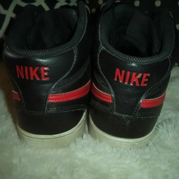 BLACK-RED NIKE SNEAKERS COURT VISION MID CASUAL SHOES DM868-001~MENS SIZE 11.5