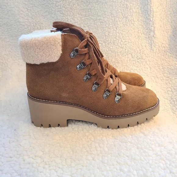 Blondo - NWT - waterproof leather ankle boots