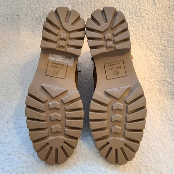 Blondo - NWT - waterproof leather ankle boots