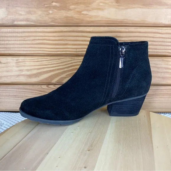 Blondo Valli Suede Waterproof Black Ankle Boot Booties Womens 8 M B4935 Side Zip