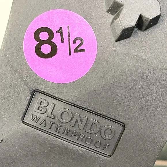 BLONDO Women Black Leather Block Heel Buckle Waterproof RENO Boots Size 8.5 NWT