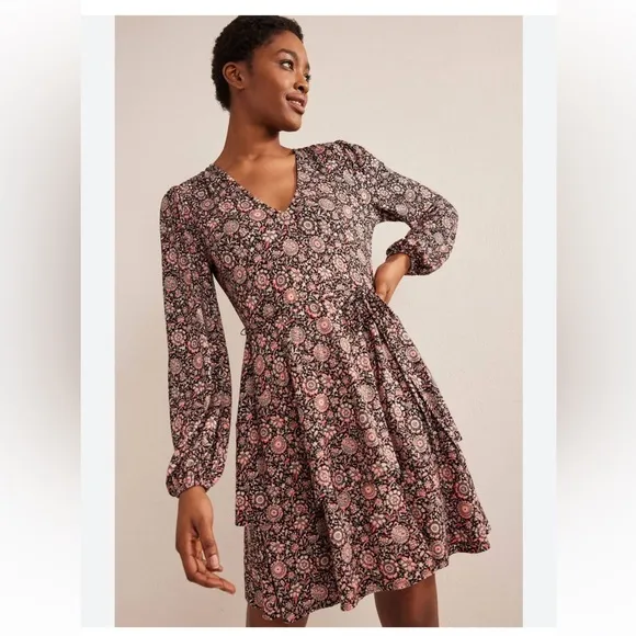 BODEN V-Neck Tiered Mini Jersey Dress | Popcorn, Floral Tapestry | US Size 14