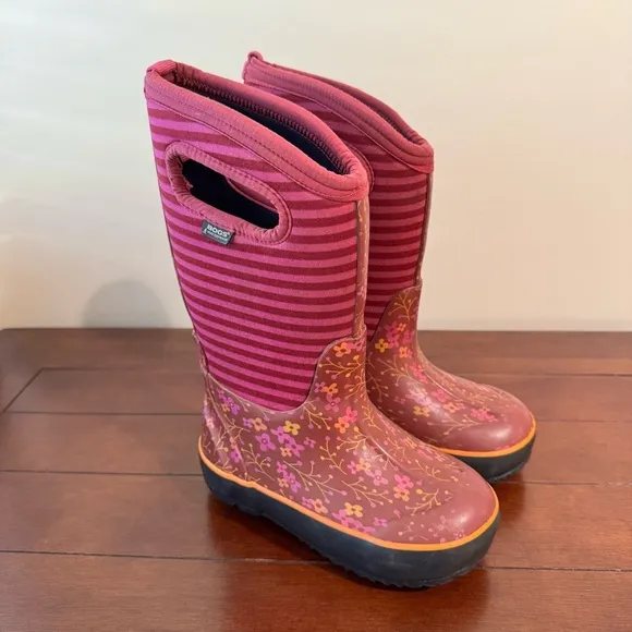 Bogs Waterproof Classic Flower Stripes Boots In Fuchsia size US 11