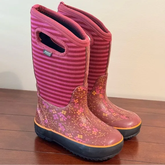 Bogs Waterproof Classic Flower Stripes Boots In Fuchsia size US 11