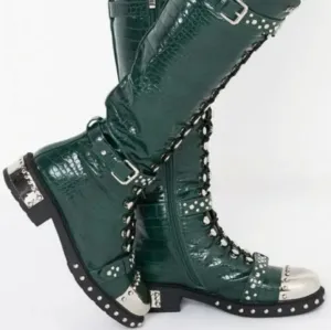 Boots❤️ ON SALE FOR 3HRS. 9PM-12AM TONIGHT! 2/25 $75 BACK TO REG. PRICE AFTER❤️