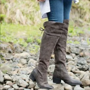 Born Gallinara Suede Boots