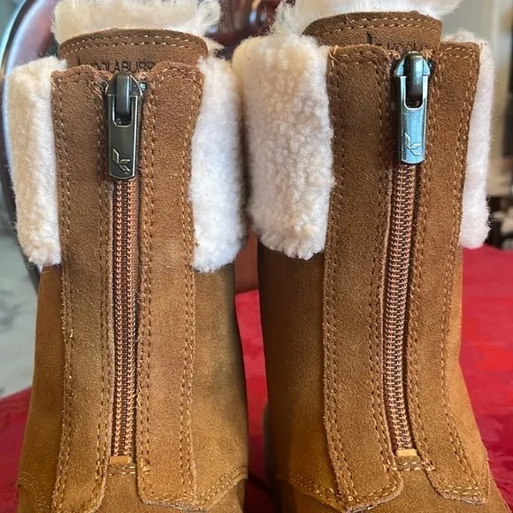 Brand New Koolaburra by UGG Lytta Winter Short Chestnut Sherpa Suede Boots