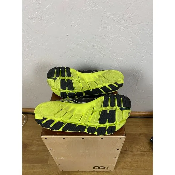Brooks Pure Connect 3 Neon Yellow Running Shoes Minimalist Athletic Sneakers