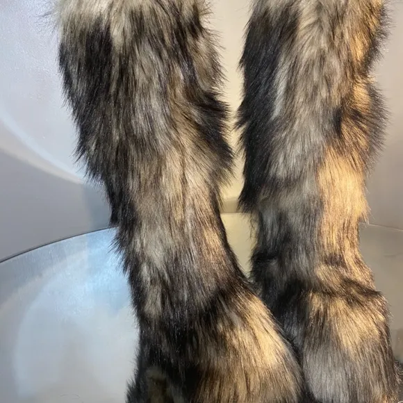 Brown faux fur knee boots