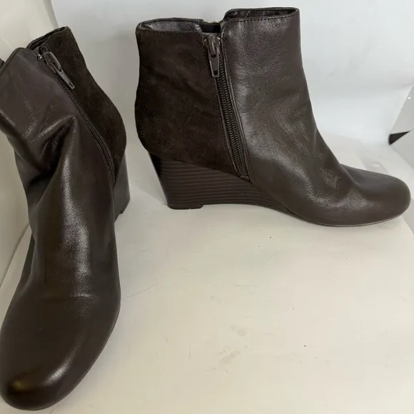 Brown Leather &amp; Suede double zip Ankle Boots wedge JL  size 6.5 Issac Mizrah