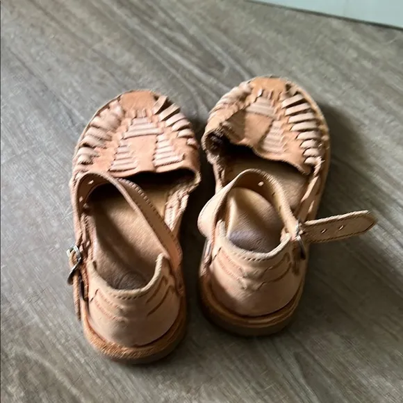Brown Mikoleon Kids Sandals