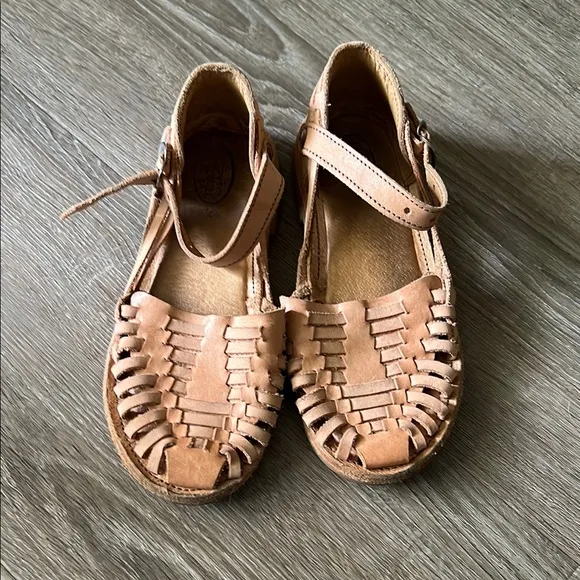 Brown Mikoleon Kids Sandals