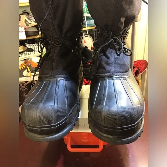 Cabella’s Mens’ insulated snow boots. Don't wait, get ready for the winter