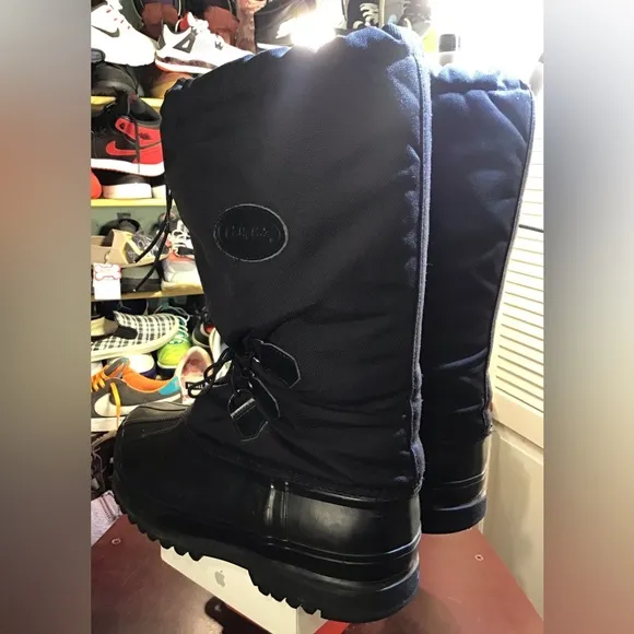 Cabella’s Mens’ insulated snow boots. Don't wait, get ready for the winter